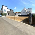 お好きなハウスメーカーで建てられます。（更地渡し）(外観)