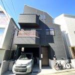 2019年９月新築の築浅物件です♪人気の東急田園都市線沿線♪用賀駅より徒歩１１分です♪